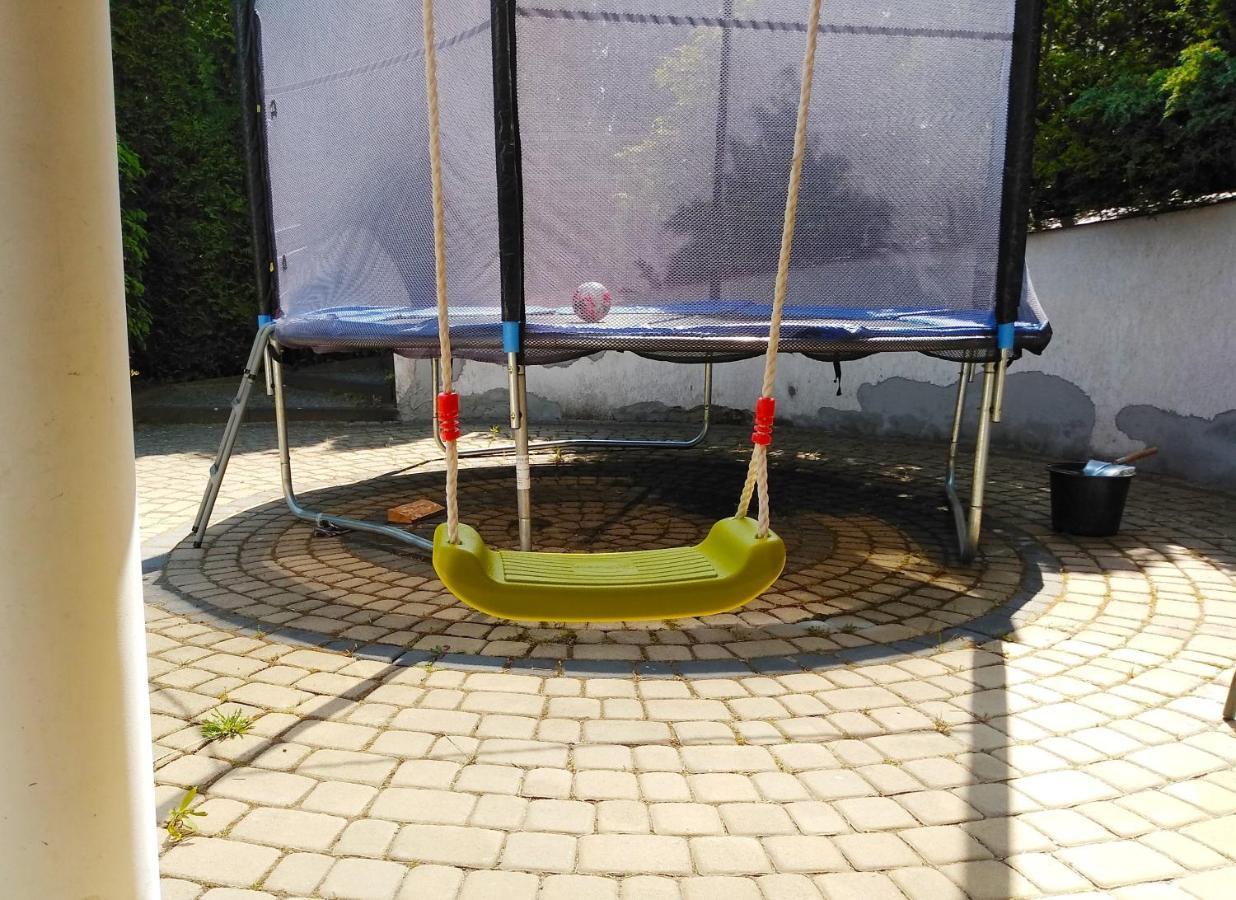 Apartamenty Junona Nad Morzem, W Domu Z Ogrodem, Obok Stegna I Jantar Junoszyno Buitenkant foto