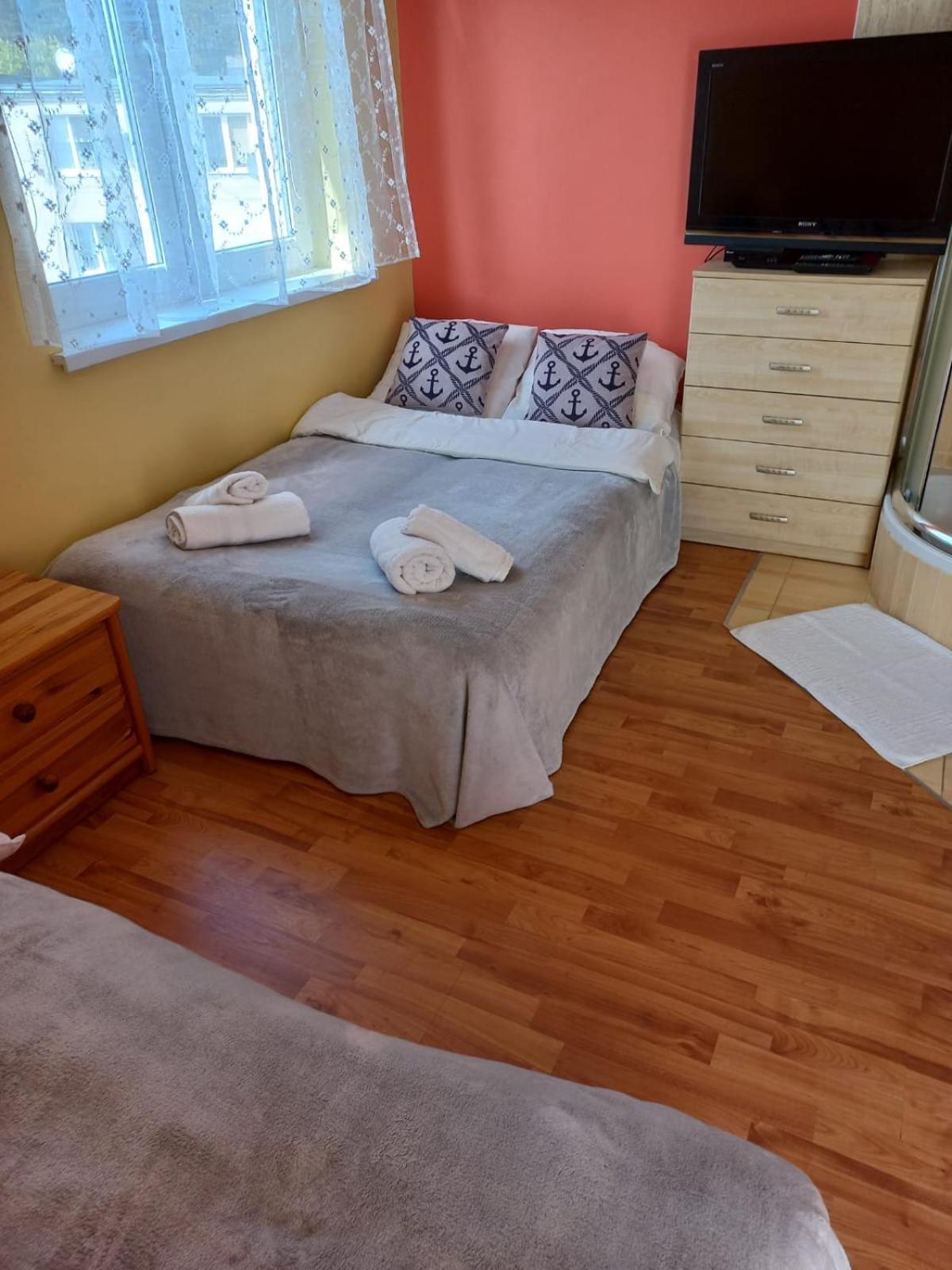 Apartamenty Junona Nad Morzem, W Domu Z Ogrodem, Obok Stegna I Jantar Junoszyno Buitenkant foto